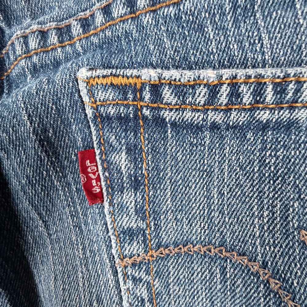 Levis 515 Capri Jeans Women 8 Blue Denim Cotton Mid Rise Straight Leg Cuffed Hem - Picture 12 of 16